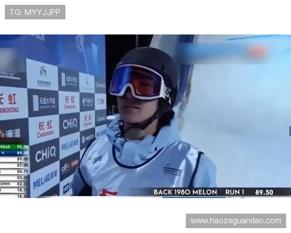 苏翊鸣三跳满分强势夺金惊全场